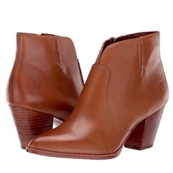Frye Classic Jennifer Pointed Toe Ankle Bootie - Picture 15 of 15